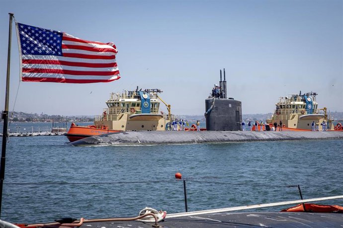 Un submarino de ataque rápido en la base de San Diego, California
