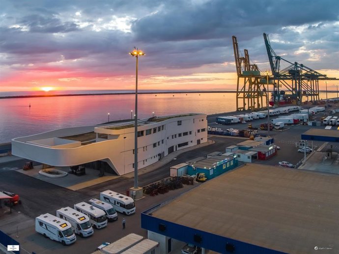 Muelle Sur del Puerto de Huelva.