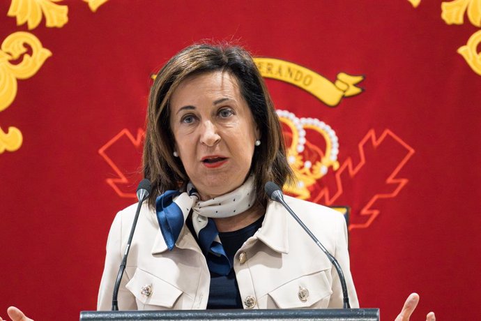La ministra de Defensa en funcions, Margarita Robles, intervé durant l'acte de comiat del cap de la Unitat Militar d'Emergncies, Luis Martínez Meijide, a la Base Aria de Torrejón d'Ardoz (Madrid), a 28 de juliol de 2023.