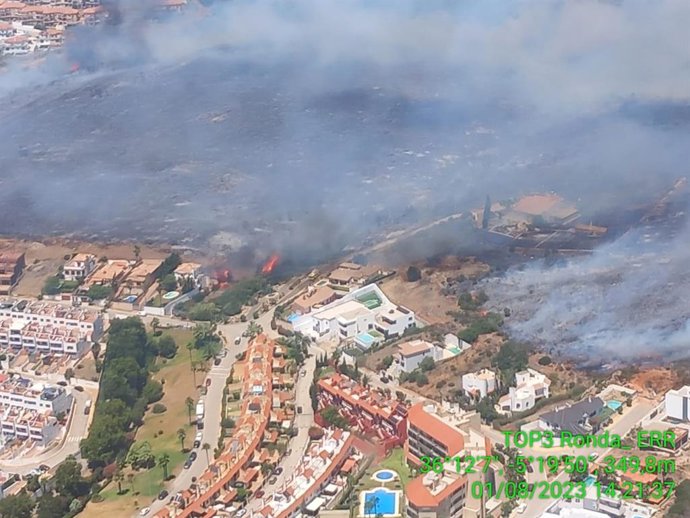 Vista aérea de la zona afectada por el incendio urbano de Santa Margarita, en La Línea de la Concepción