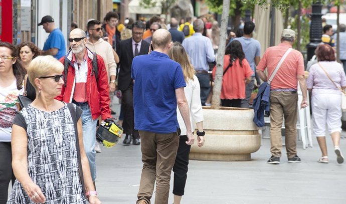 Archivo - Población, gente, sociedad.