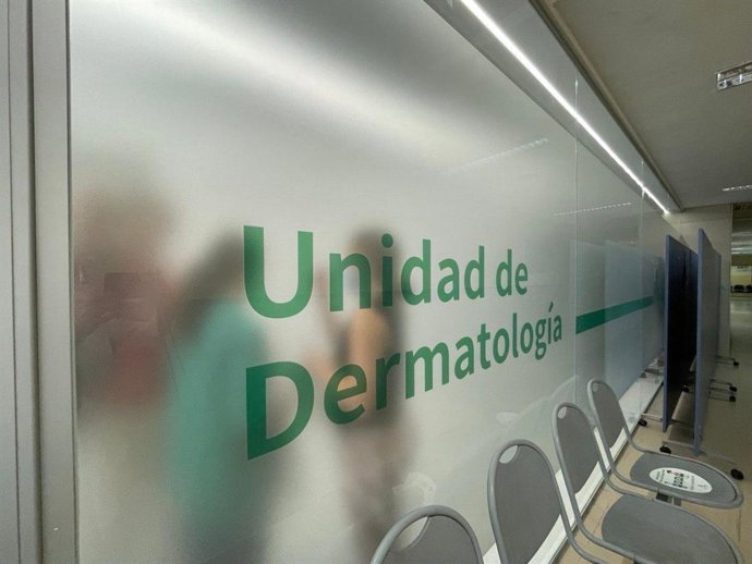 El Hospital Clínico de Málaga mejora la accesibilidad a la cirugía ambulatoria de los pacientes de Dermatología