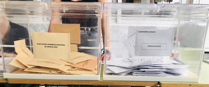 Archivo - Urnas electorales este 28M en la Región de Murcia