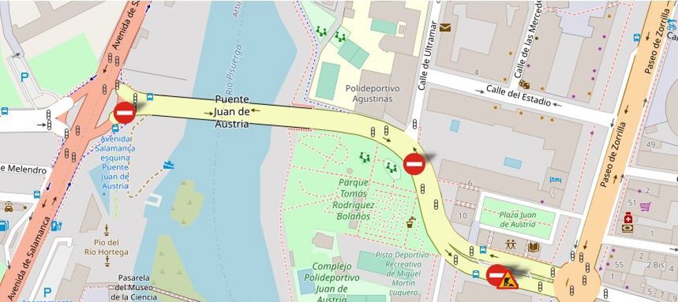 Información sobre el corte de tráfico del puente de Juan de Austria en dirección al paseo de Zorrilla.