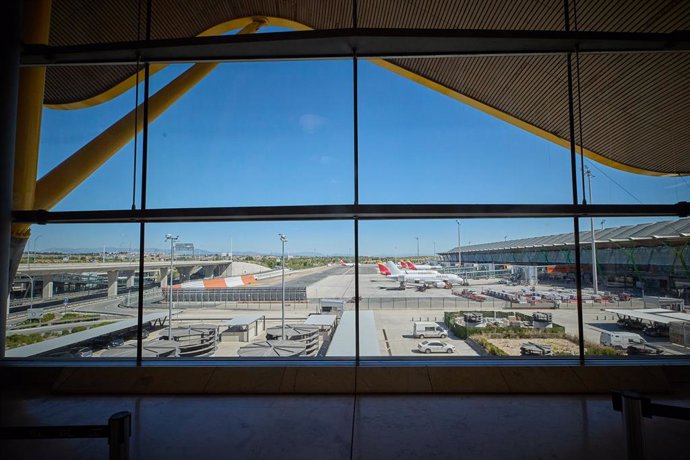 Zona de facturación de la Terminal 4 del Aeropuerto Adolfo Suárez Madrid-Barajas, a 1 de agosto de 2023, en Madrid (España).