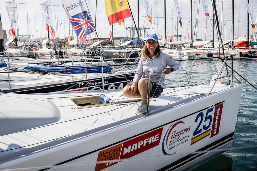 La mallorquina Elvira Llabrés, navegante del 'Pez de Abril', en la Copa del Rey MAPFRE de vela