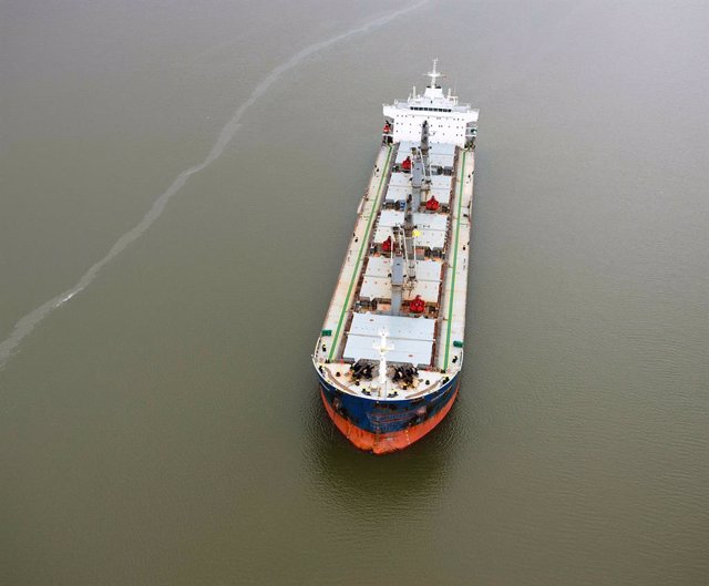 Archivo - March 10, 2015 - Houston, TX, United States of America - The bulk carrier Condi Peridot after being involved in a collision with the chemical tanker Carla Maersk March 10, 2015 off Morgans Point, Texas. The Maersk was carrying about 216,000 barr