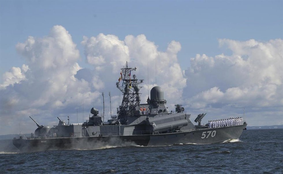 Archivo - Buque de guerra ruso en San Petersburgo