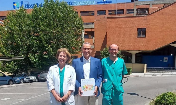 El doctor del Hospital de Guadalajara Emiliano Corpas publica el libro 'Endocrinología Clínica del Envejecimiento'