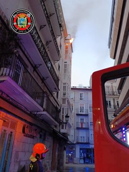 Incendio de un edificio en Hernán Cortés en Santander