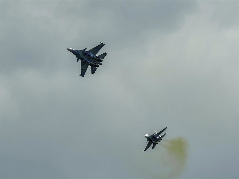 Archivo - Imagen de archivo de aviones Su-30 rusos durante un ejercicio 