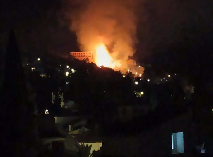 Incendio en el paraje Sacromonte, en Granada capital.