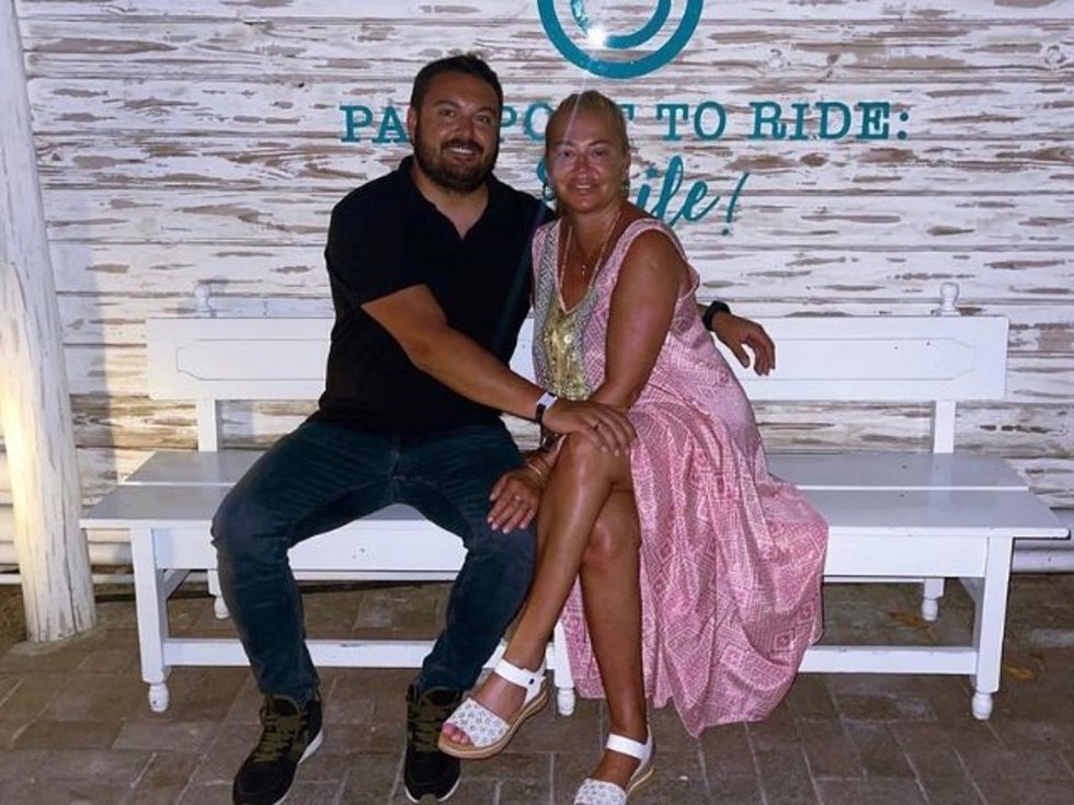 Belén esteban junto a Miguel Martos de viaje en el Caribe