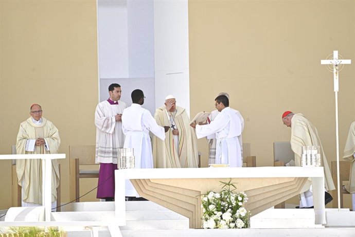 El Papa Francisco en la Misa de envío de la JMJ de Lisboa.