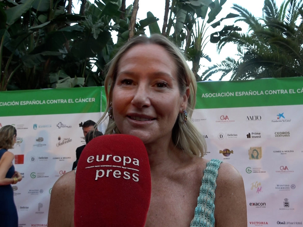 FIONA FERRER