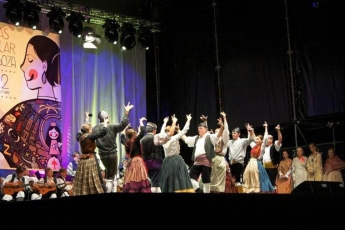 Archivo - Una muestra de jota aragonesa