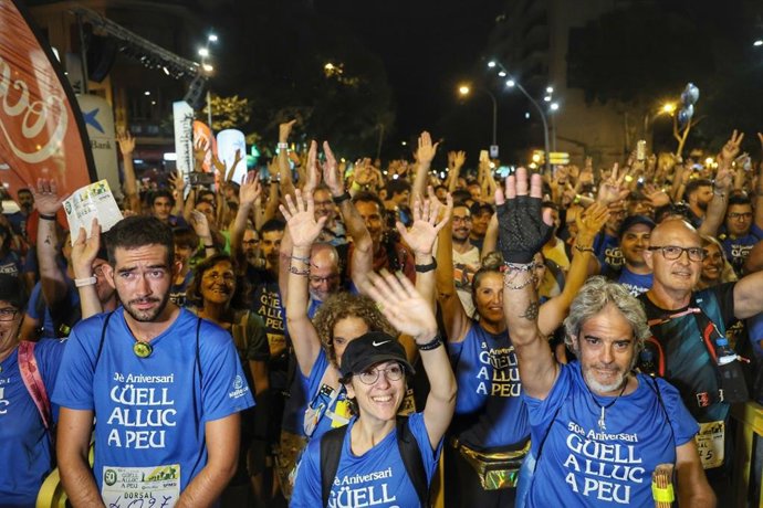Cerca de 7.000 personas participan en la Marxa des Güell a Lluc a Peu