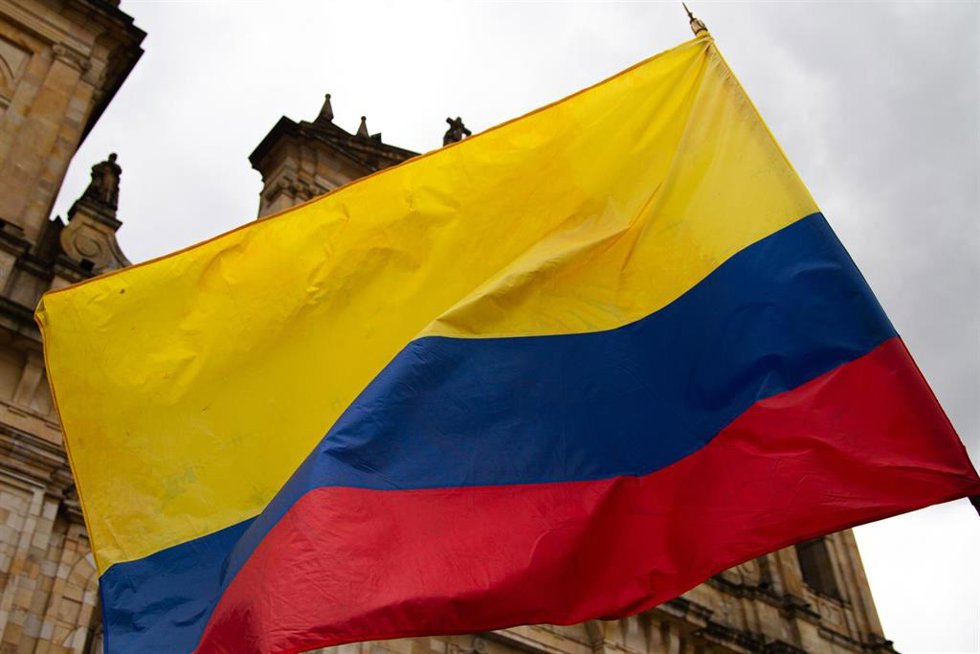 Archivo - Bandera de Colombia