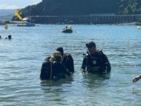 El GEAS de la Guardia Civil en La Rioja participa en las jornadas de buceo adaptado celebradas en Guetaria (Guipúzcoa)