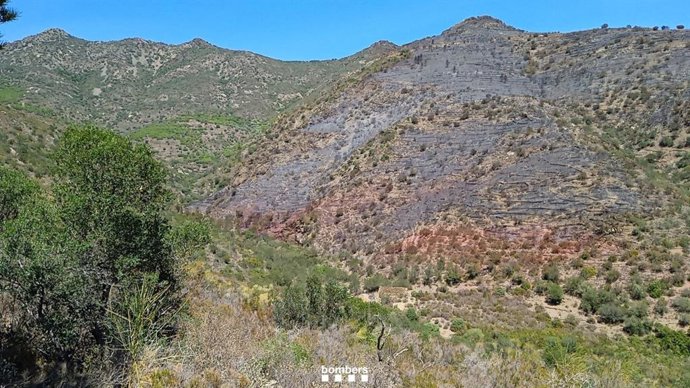Afectació de l'incendi forestal de Portbou (Girona) iniciat aquest divendres, ja controlat