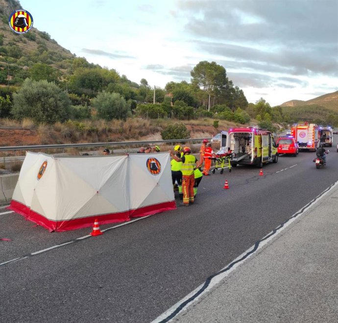 Dos motoristas resultan heridos en un accidente en la A-7 en Xtiva
