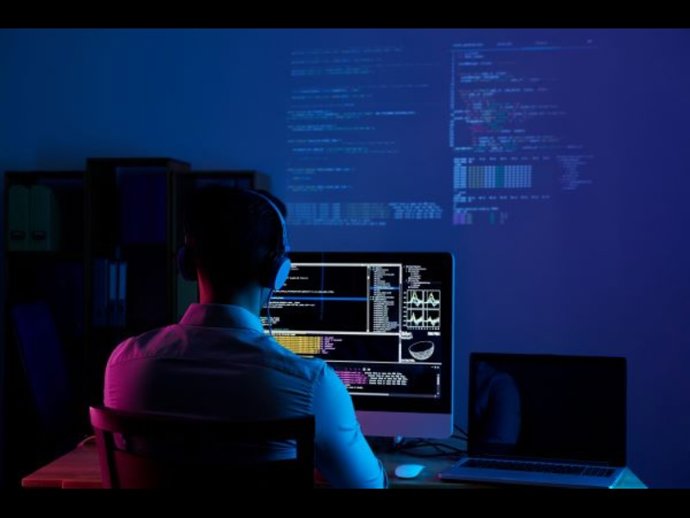 El Govern incorpora "hackers tics" per millorar la seguretat digital de les institucions