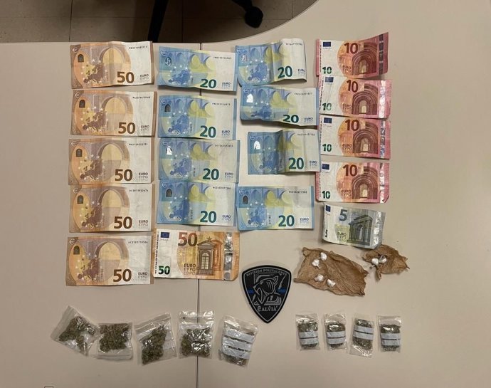 La Policía Local de Calvi incauta un alijo en Santa Ponsa