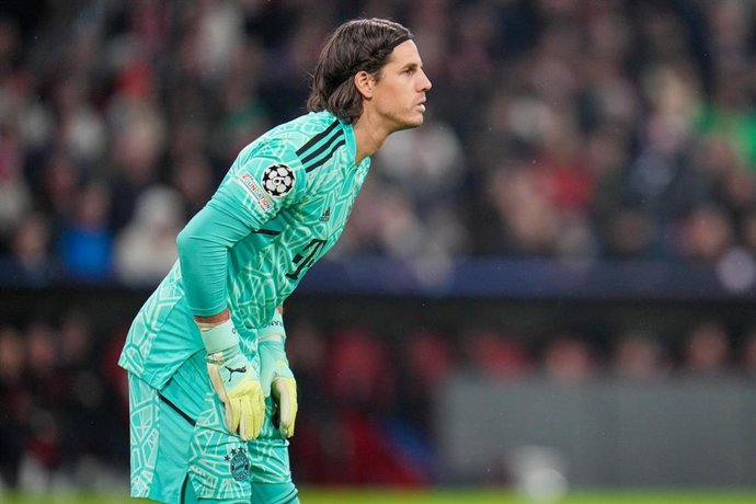 Archivo - Yann Sommer durante un partido de Liga de Campeones con el Bayern Múnich.