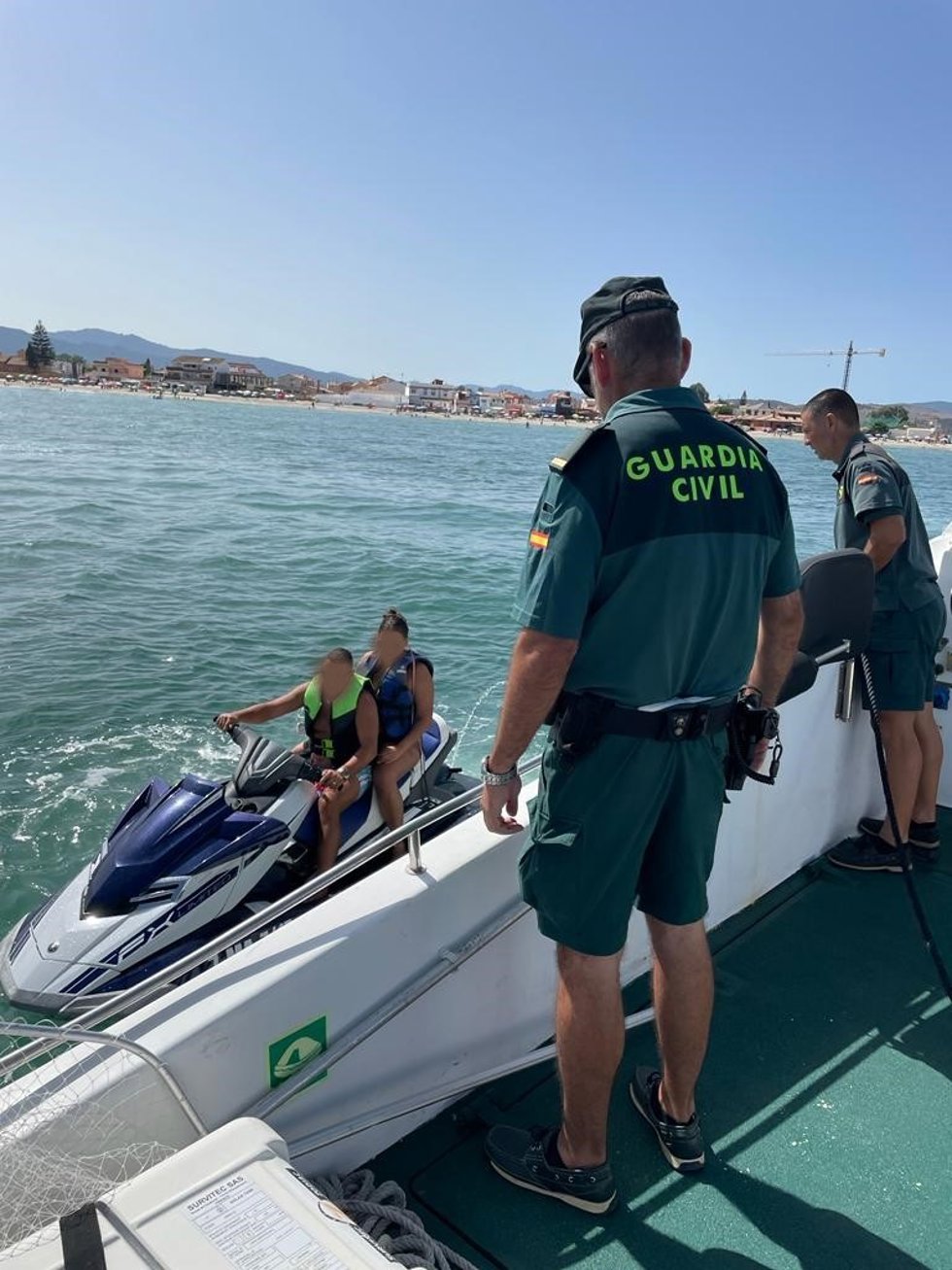 Guardia Civil interpone 50 denuncias por infracciones a embarcaciones y motos de agua en el Campo de Gibraltar