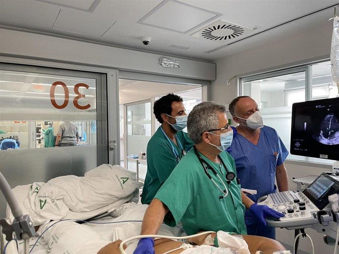 El Hospital Regional, acreditado para formar a profesionales en el manejo de ecografías en pacientes críticos