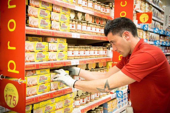 Cerca de 1.600 empresas colaboran con la Fundación La Caixa para contratar a personas en situación de vulnerabilidad en Andalucía