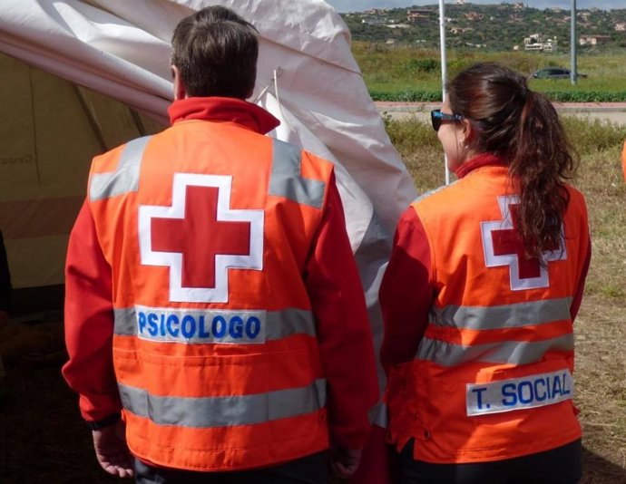 Integrantes del Servicio de Apoyo y Asistencia Psicosocial a Víctimas, Familiares y Grupos Operativos en situaciones de Urgencia, Emergencia, Crisis y Catástrofes.