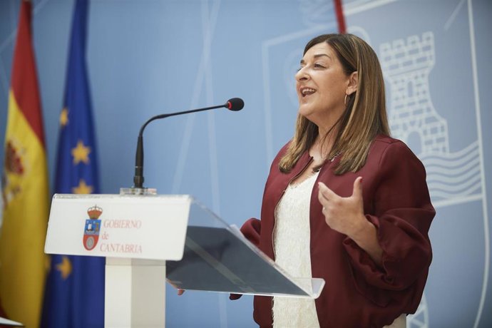La presidenta de Cantabria, María José Sáenz de Buruaga.