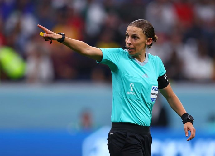 Archivo - 01 December 2022, Qatar, Al Khor: French referee Stephanie Frappart pictured during the FIFA World Cup Qatar 2022 Group E soccer match between Costa Rica and Germany at Al Bayt Stadium. Photo: Tom Weller/dpa