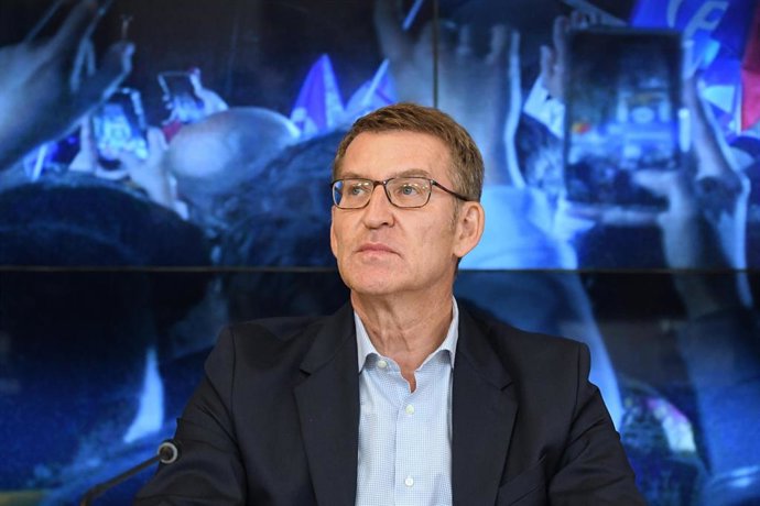 El presidente del Partido Popular y candidato a la presidencia del Gobierno, Alberto Núñez Feijóo, durante la reunión de la Junta Directiva Nacional del Partido Popular tras las elecciones generales del 23J, en la sede del PP, a 24 de julio de 2023, en 