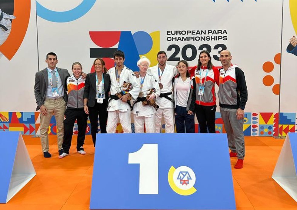 Marta Arce, Daniel Gavilán y Sergio Ibáñez, en los Campeonatos de Europa Paralímpicos.