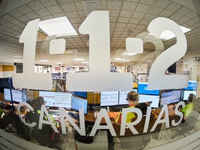 Archivo - Sala operativa del Centro Coordinador de Emergencias y Seguridad (Cecoes) 1-1-2.