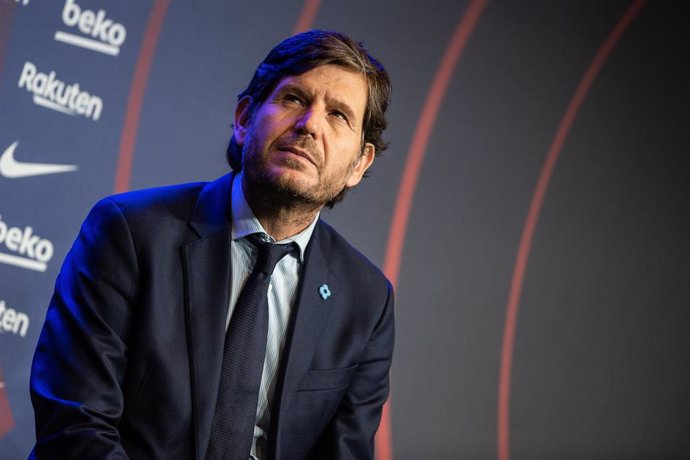 Archivo - Mateu Alemany, Director of FC Barcelona, is seen during the presentation of Dani Alves as new player of FC Barcelona at Camp Nou stadium on November 17, 2021, in Barcelona, Spain.