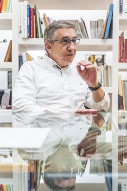 El conseller de Educación, Universidades y Empleo, José Antonio Rovira,