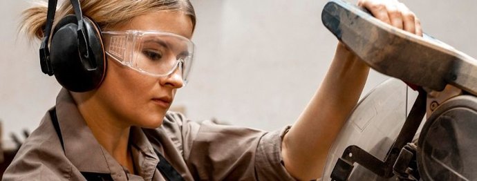 Empleo convoca ayudas de 1,45 millones para formación, asistencia e información en prevención de riesgos laborales.