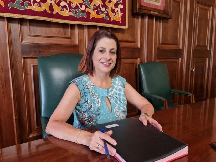 La alcaldesa de Teruel, Emma Buj.