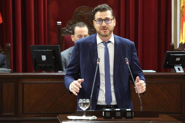 Archivo - El portavoz del PP en el Parlament balear, Sebastià Sagreras.