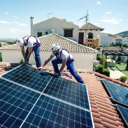 La red de distribución de Endesa cuadruplica los autoconsumos colectivos en el primer semestre del año en Andalucía.