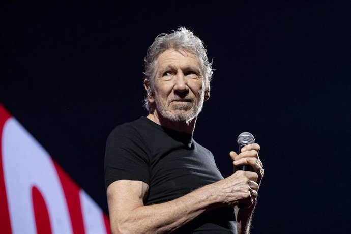 Archivo - El cantante Roger Waters durante una actuación en el Palau Sant Jordi, a 21 de marzo de 2023, en Barcelona, Catalunya (España). 