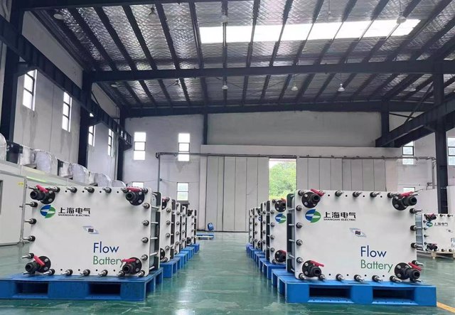 Shanghai Electric Delivers the First Batch of VRFB Products to Europe.