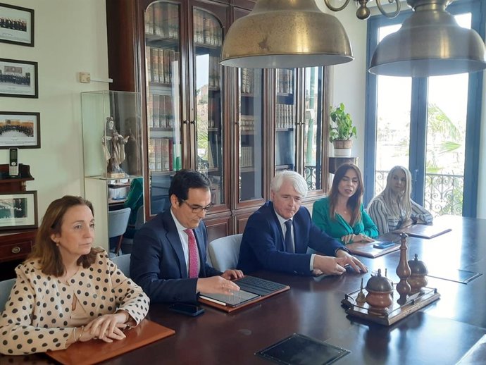 Archivo - Málaga.- Abonados más de 2,8 millones de euros por el servicio de Justicia Gratuita del primer trimestre en Málaga