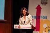Foto: Susana Rodríguez, CEO de Cantabria Labs, recibe el Premio Liderazgo Mujer Directiva FEDEPE 2023