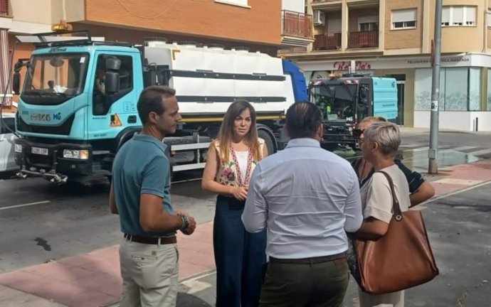 La vicealcaldesa y concejal de Fomento y Patrimonio, Rebeca Pérez, informa del Plan Recupera