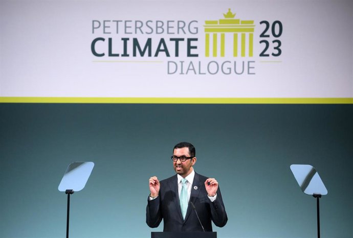Archivo - Sultan Ahmed al-Jaber, presidente de la COP28 durante su intervención en el 14 Diálogo de Clima en Petersberg (Alemania).  2 de mayo de 2023. 