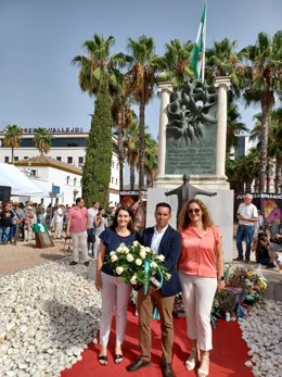 Los diputados sevillanos en el acto